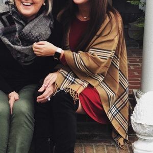 Women’s Plaid Shawl (Tan)